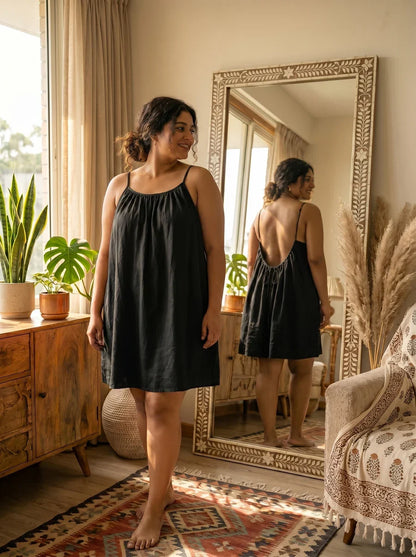 Elara - Robe dos nu ajustable